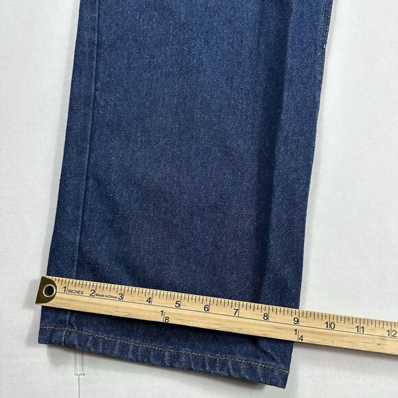 LL Bean Men’s Relaxed Fit Jeans Medium Wash 100% Cotton Classic Straight 40X32 - Picture 15 of 16